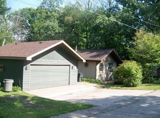 N3308 Acacia Rd, Lake Geneva, WI 53147