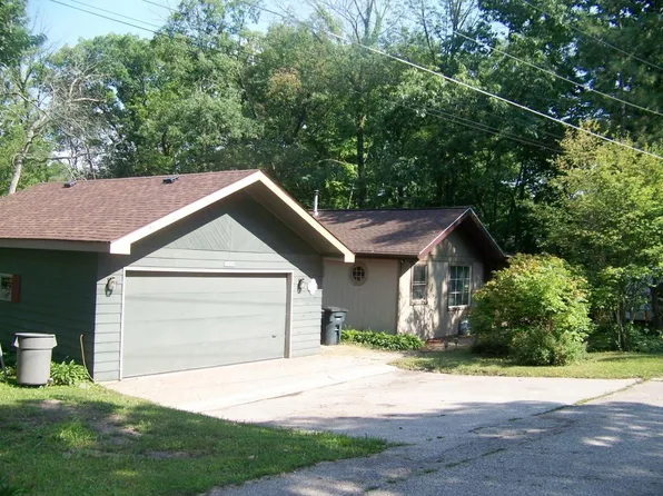 N3308 Acacia Rd, Lake Geneva, WI 53147