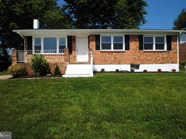 151 Warfel Dr, Delaware City, DE 19706