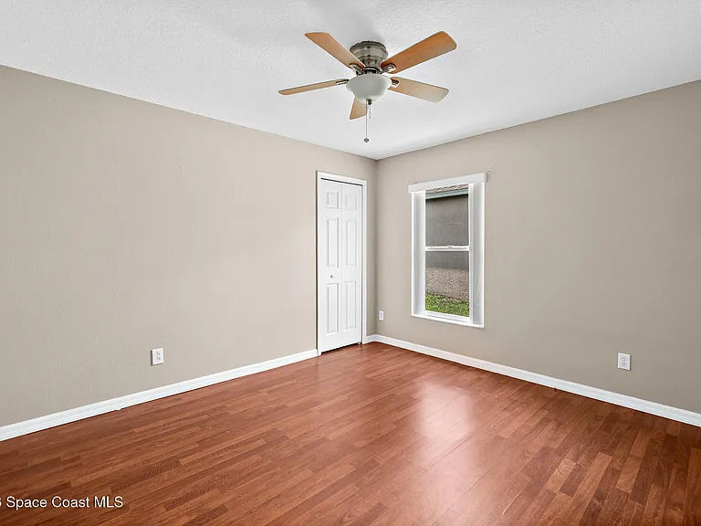 2467 Deercroft Dr — Photo 37