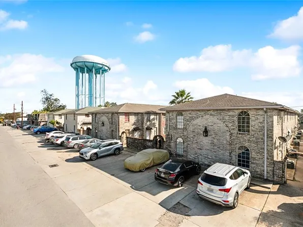 1205 Mehle St, Arabi, LA 70032