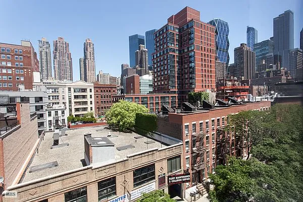 Rented by Brown Harris Stevens | media 14