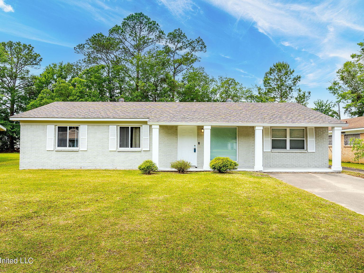 4207 Karen St, Moss Point, MS 39563 Zillow