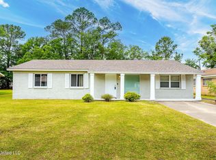 4207 Karen St, Moss Point, MS 39563