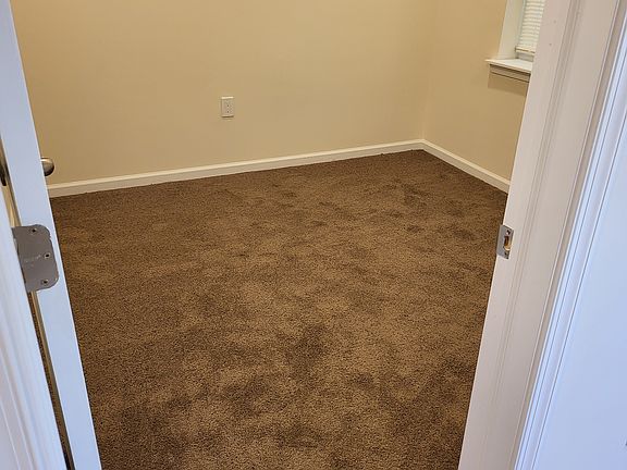 5th image of 3406 Race St #A