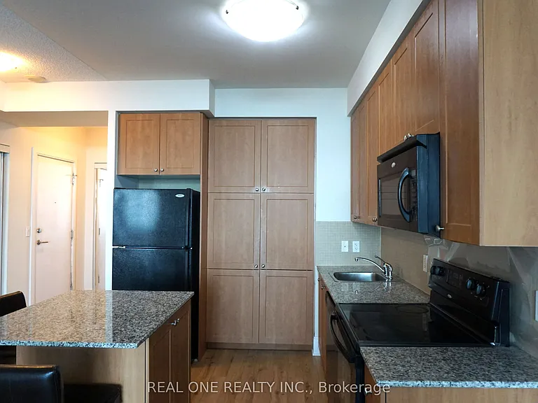 330 Burnhamthorpe Rd W #2801 — Photo 9
