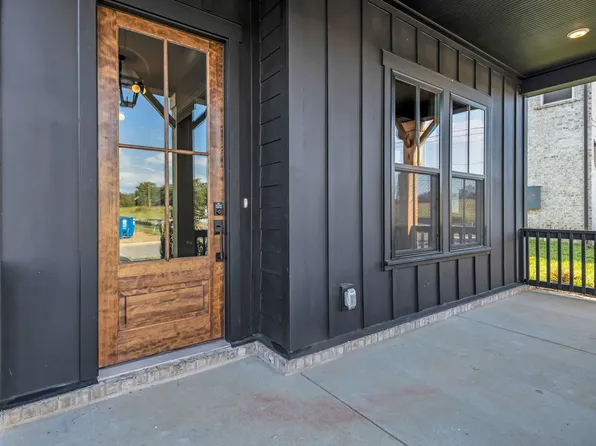 5200 Fairhaven Ct, Thompsons Station, TN 37179