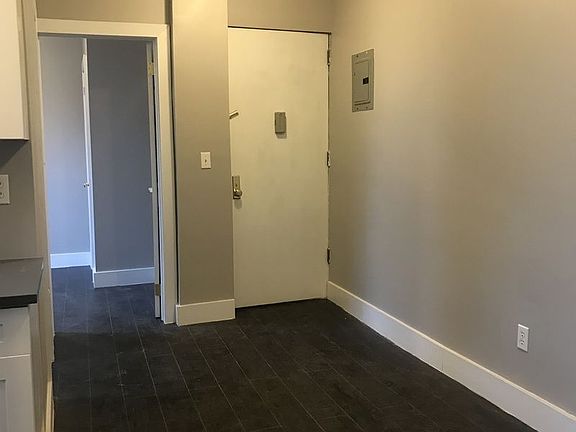 3rd image of 1425 Eastern Pkwy APT 3A