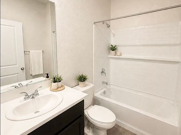 5th image of 3941 Slab St
