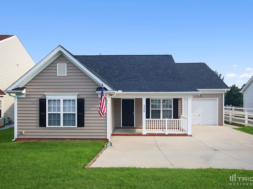 1st image of 2200 Wexford Way