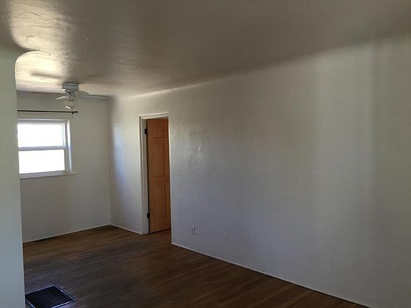 5th image of 2805 Santa Clara Ave SE