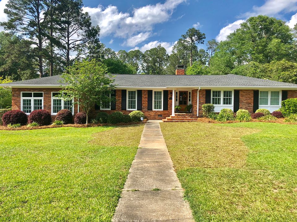1st image of 1212 Lake Dr
