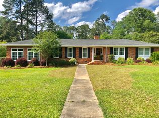 1212 Lake Dr, Valdosta, GA 31602