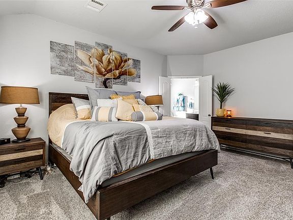 5th image of 8032 Vista Hill Ln