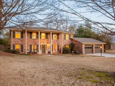1347 Badham Dr, Vestavia Hills, AL, 35216