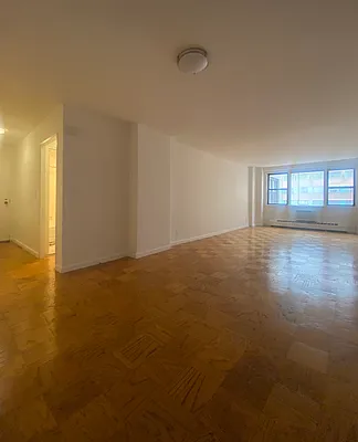 Rented by Punia & Marx Inc. | media 7