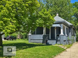 1194 W Sunset Ave, Decatur, IL 62522