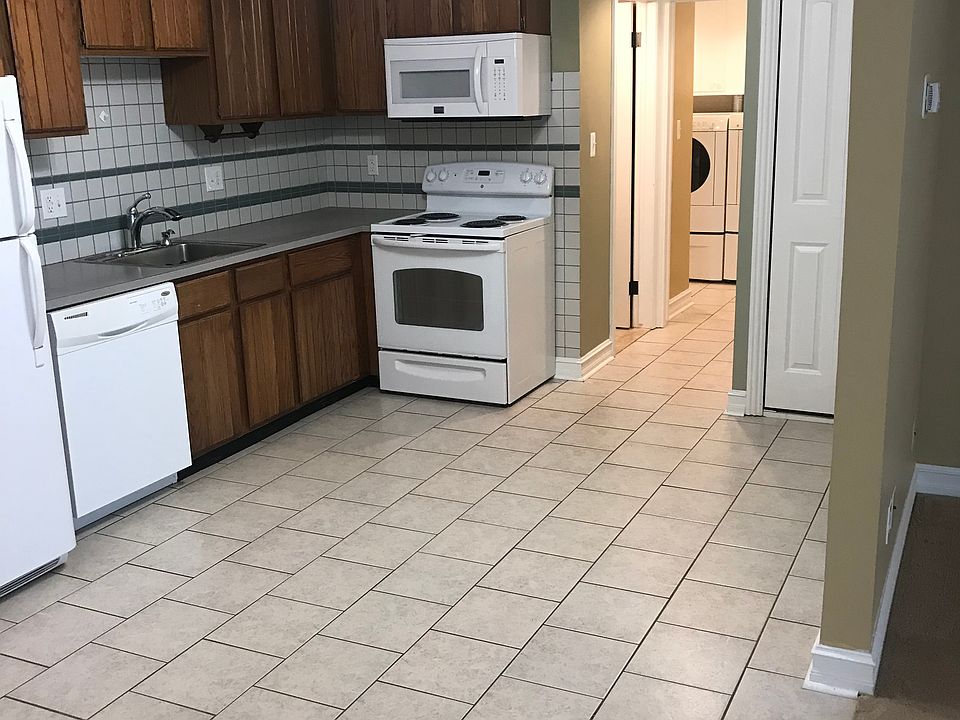 1st image of 29761 City Center Dr