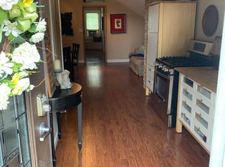 829 N Center St, Naperville, IL 60563