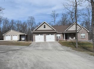 4899 Gillespie Rd, Farmington, MO 63640