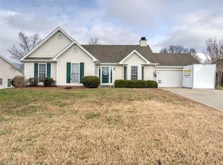 5321 Woodhollow Rd, Mc Leansville, NC 27301