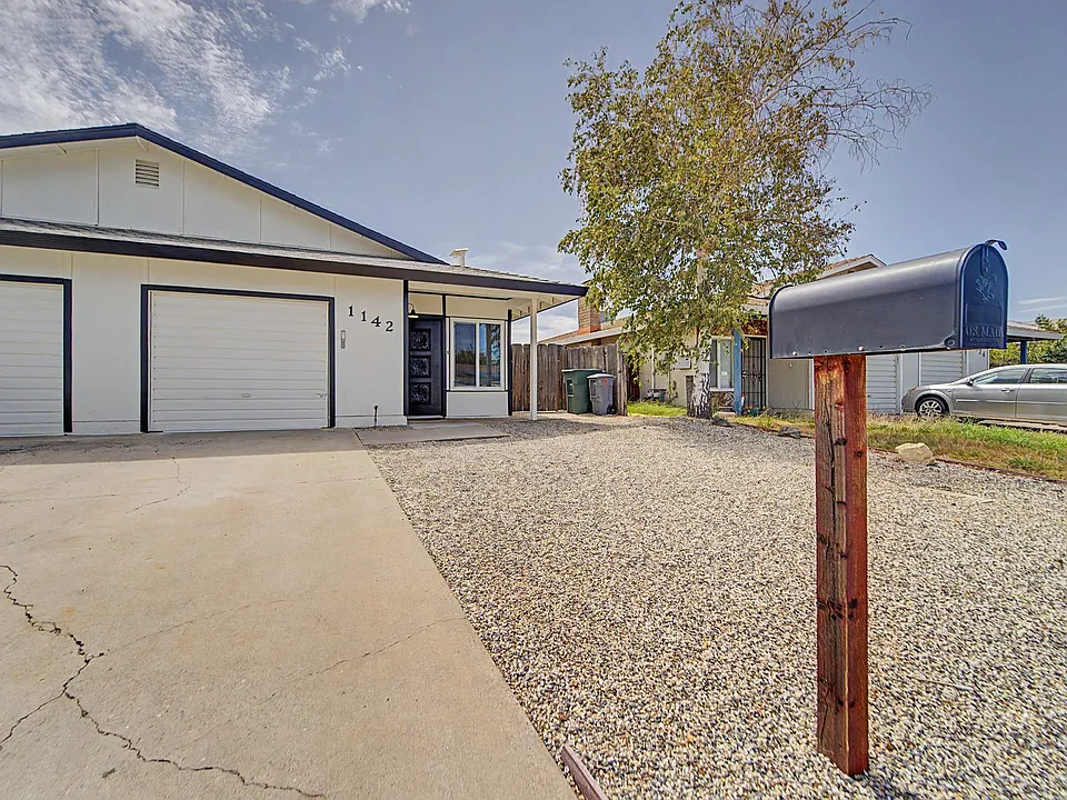 1142 Nadene Dr