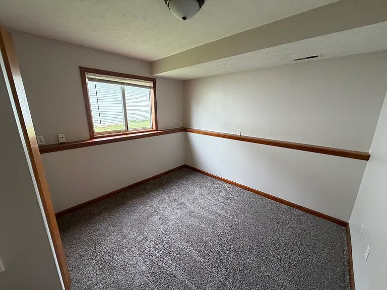 4541 Brookmeadow Ct SE — Photo 11