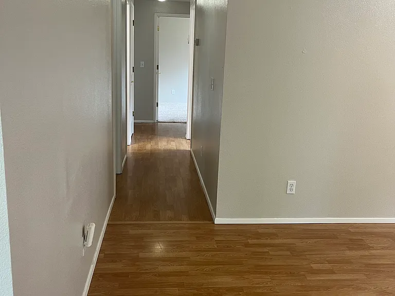 2631 California Ave — Photo 10