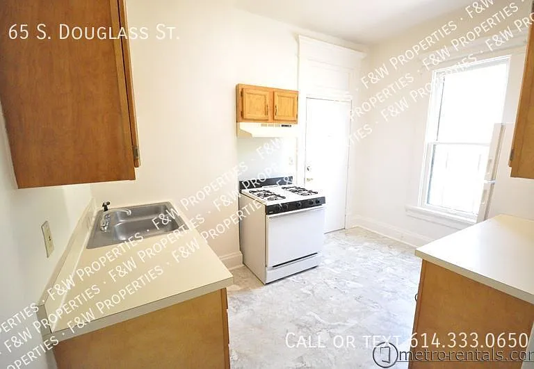 65 Douglass St — Photo 7
