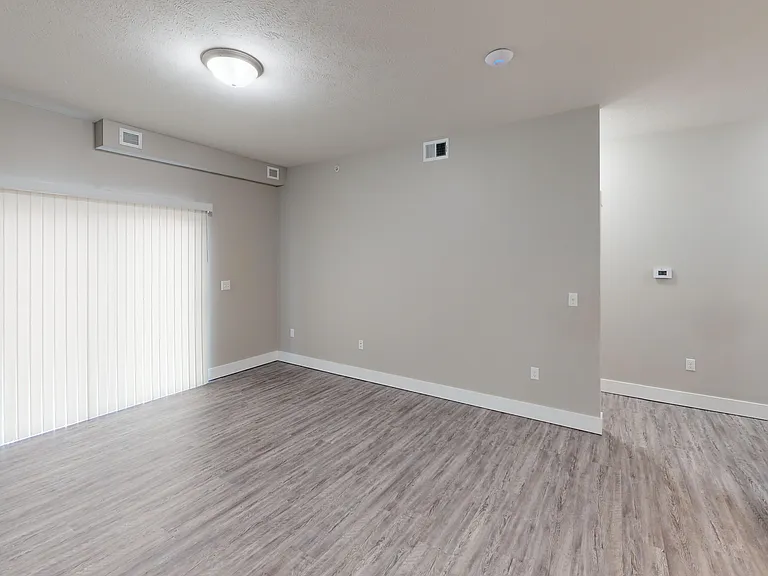Talon Apartments — Photo 87