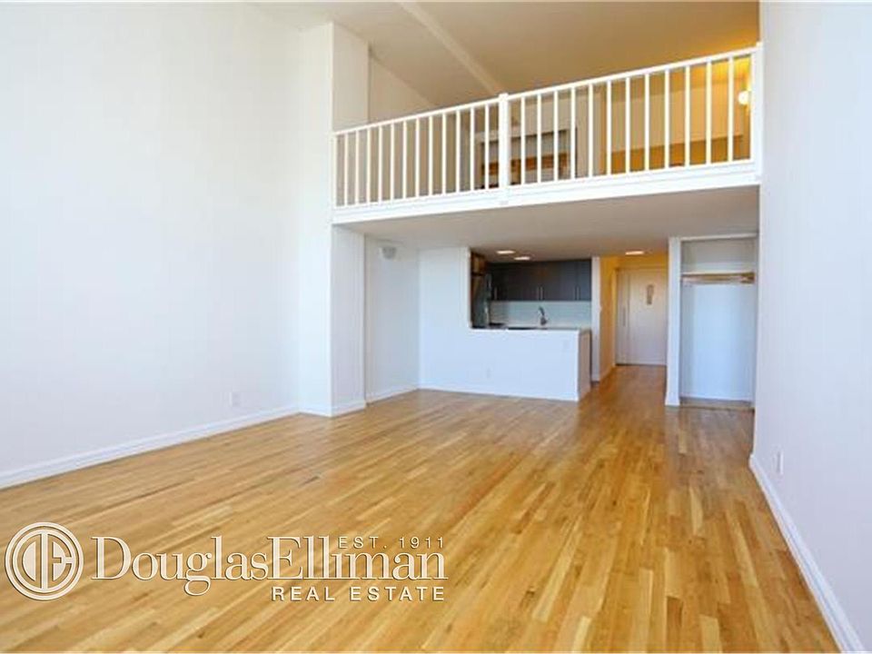 1st image of 666 Greenwich St APT 216