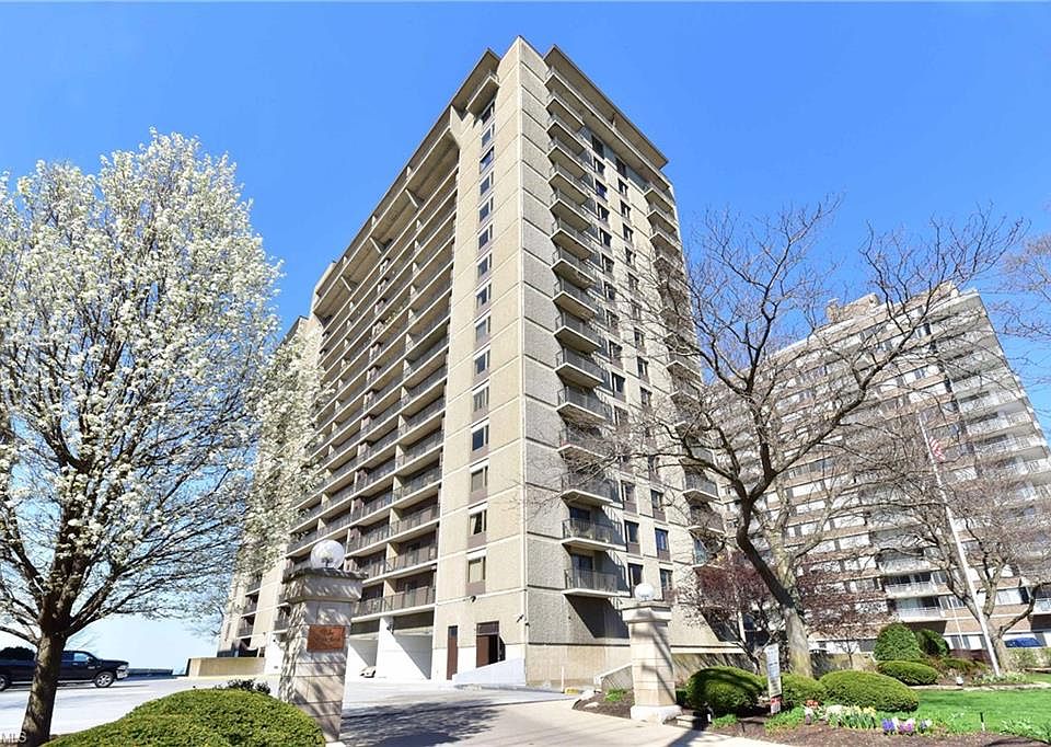 1st image of 12500 Edgewater Dr APT 1803