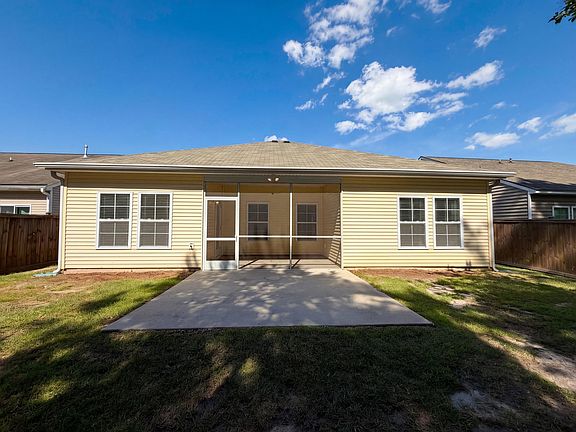 5th image of 537 Nandina Dr