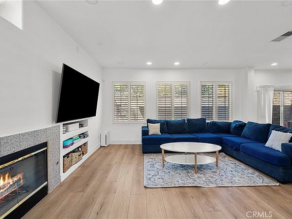 5th image of 28333 Willow Ct