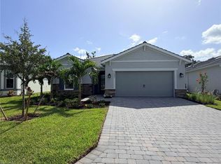 7597 Paradise Tree Dr, North Fort Myers, FL 33917