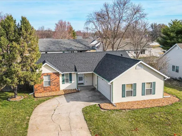 3285 Springbrook Dr, Shiloh, IL 62221