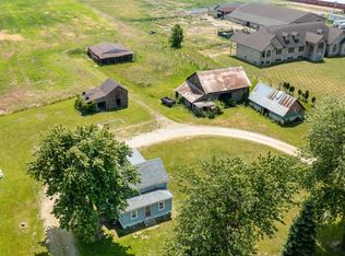 2811 W Newburg Rd, Carleton, MI 48117