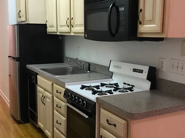 212 West 104th Street 1D image 3 of 5