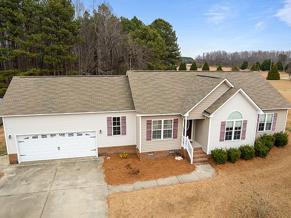 3rd image of 58 Meredith Ln
