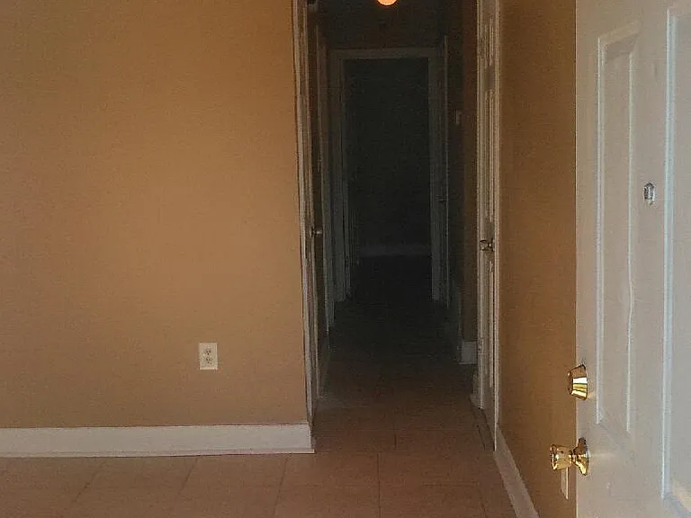 3521 Bennett St — Photo 2