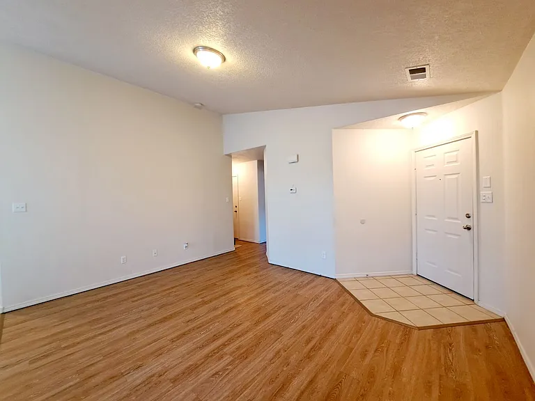 930 Desert Senna Ave SW — Photo 5