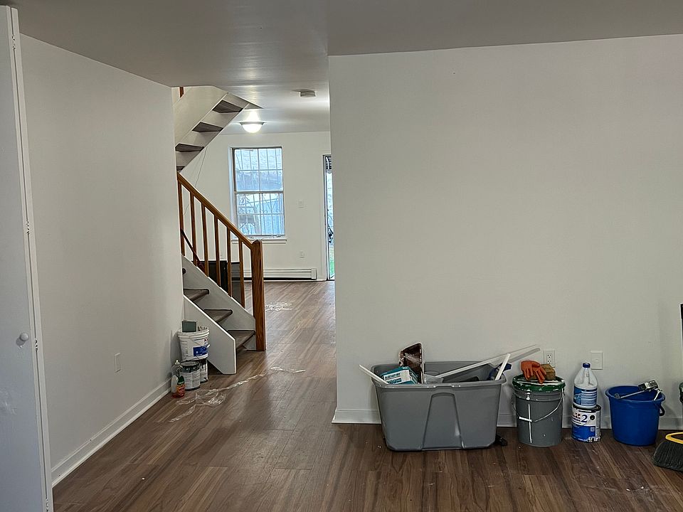 1st image of 142 W 175th St #1