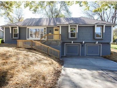 69 E 107th St, Kansas City, MO, 64114