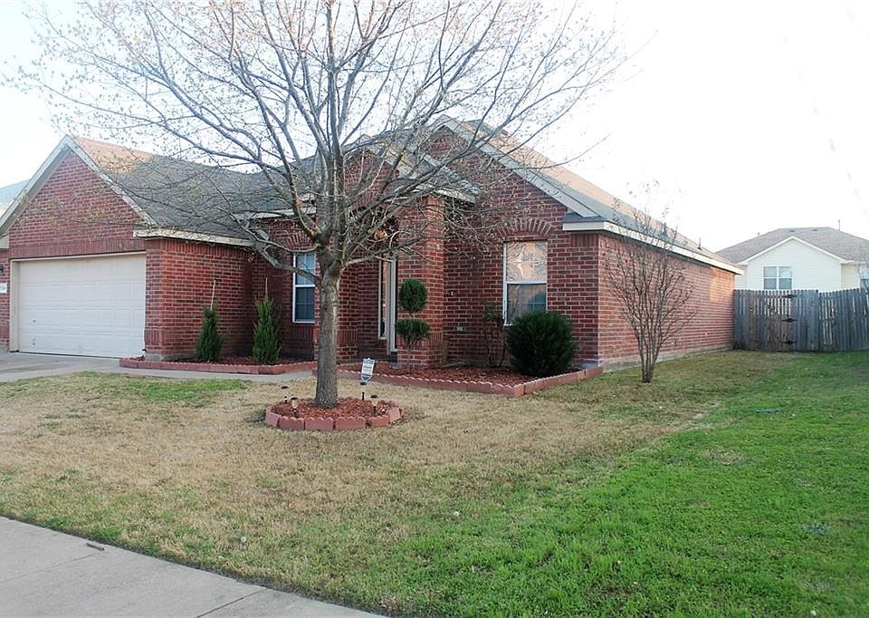 1st image of 7124 Lake Hawkins Dr