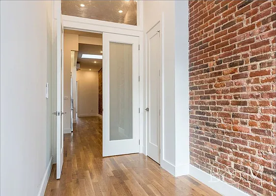 Rented by Brick&Mortar | media 14