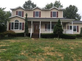 84 Gordons Corner Rd, Manalapan, NJ 07726