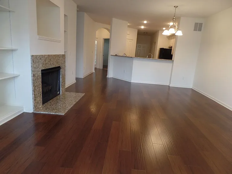 5353 Nottinghamshire Ln — Photo 22