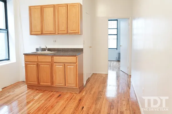 Rented by J Misrahi Realty Corp | media 10