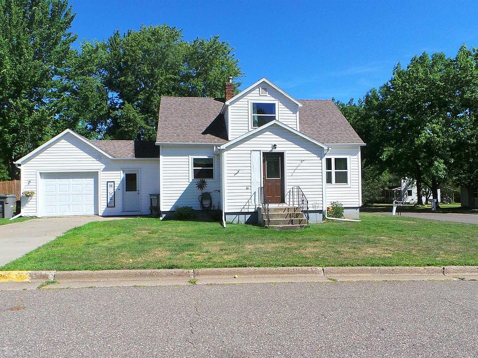 1st image of 132 East BLACKHAWK AVENUE