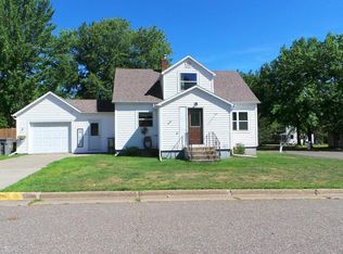 132 E Blackhawk Ave, Stetsonville, WI 54480